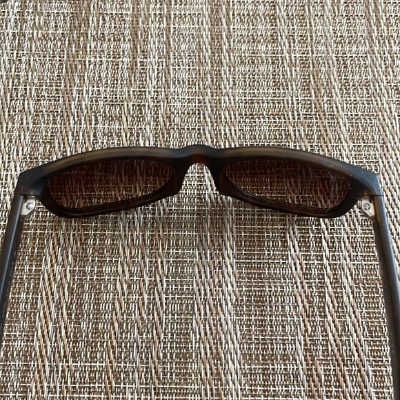 Ray-Ban Unisex Sunglasses RB4165 Justin Classic with Case - Picture 6 of 7